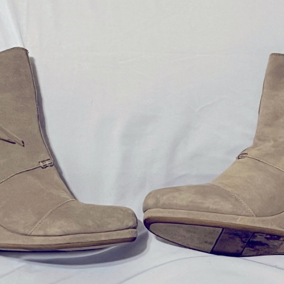TOMS booties sz 11 - Picture 3 of 4